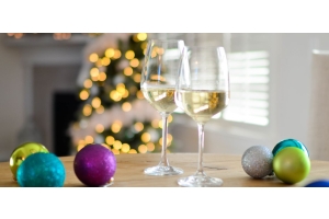 Idealne wino na Święta Bożego Narodzenia, na wigilię i świąteczny prezent