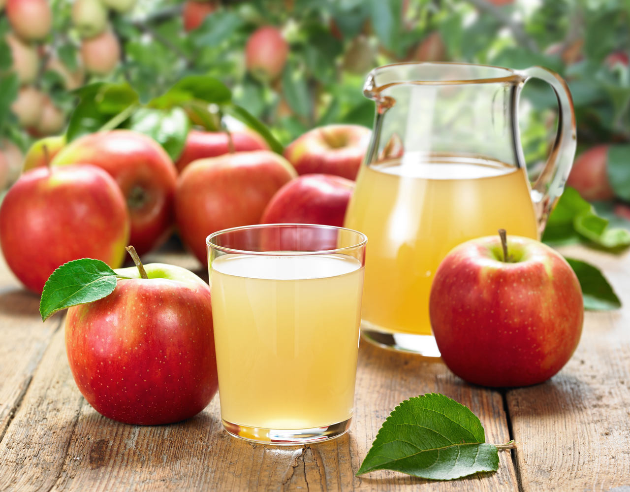 Sok jabłkowy – właściwości odżywcze, kaloryczność i zastosowanie