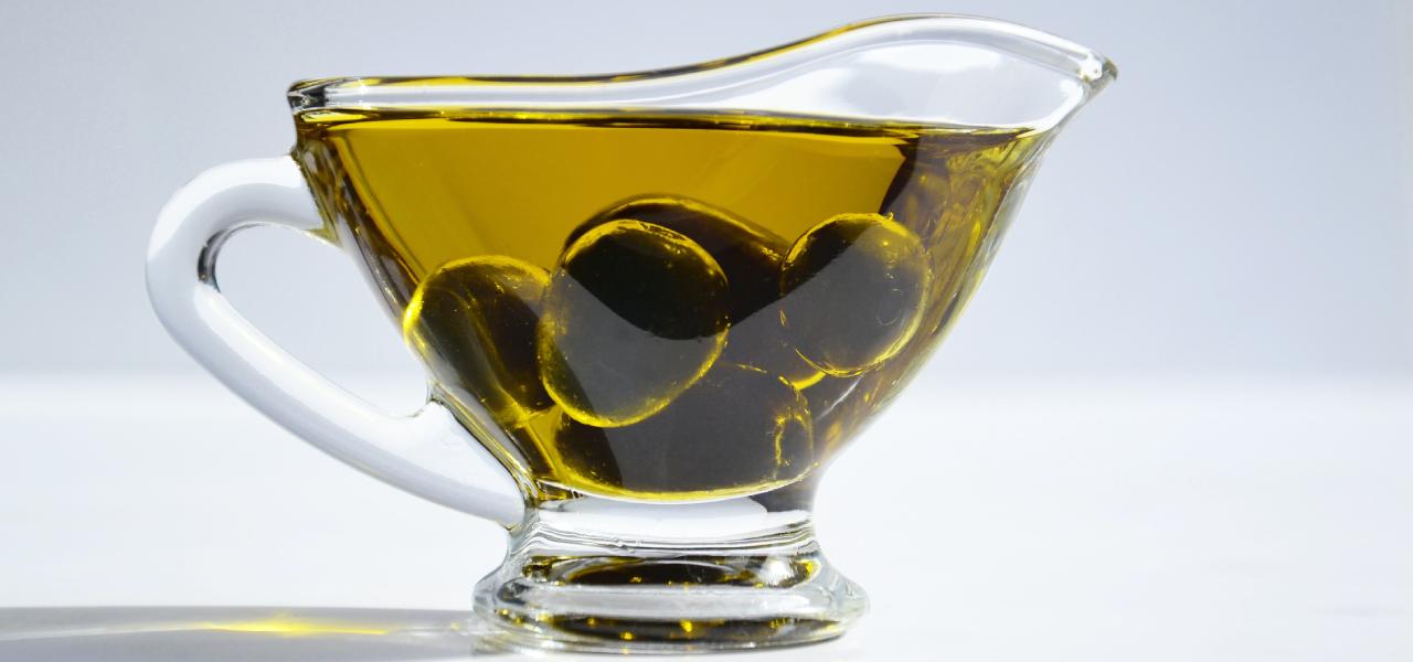 z jakich oliwek powstaje oliwa?